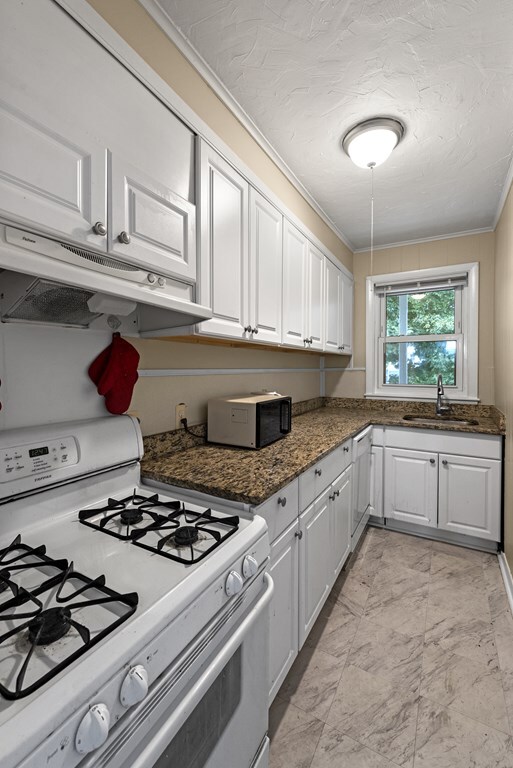 19 Hazel St unit 2, Salem, MA 01970 - photo 7