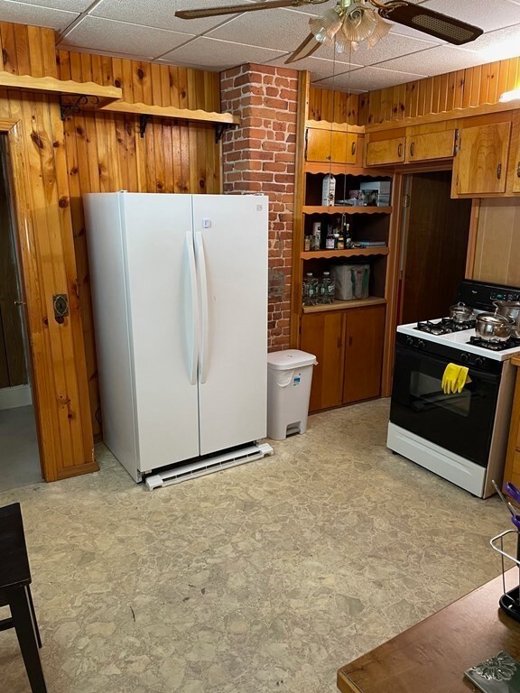 71 Pine St unit 1, Lowell, MA 01851 - photo 3