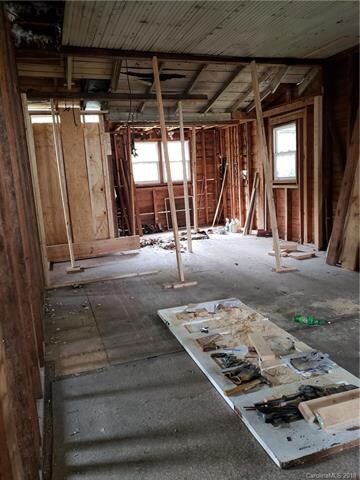 Master Bedroom leading to a large ensuite bath. Wa