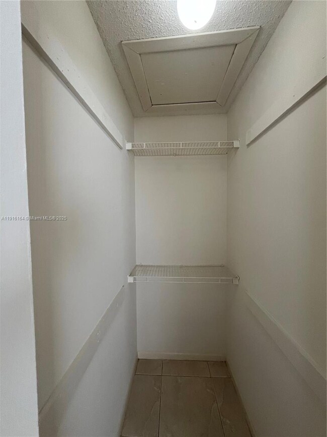 126 SW 21st Ave unit 2, Miami, FL 33135 - photo 5