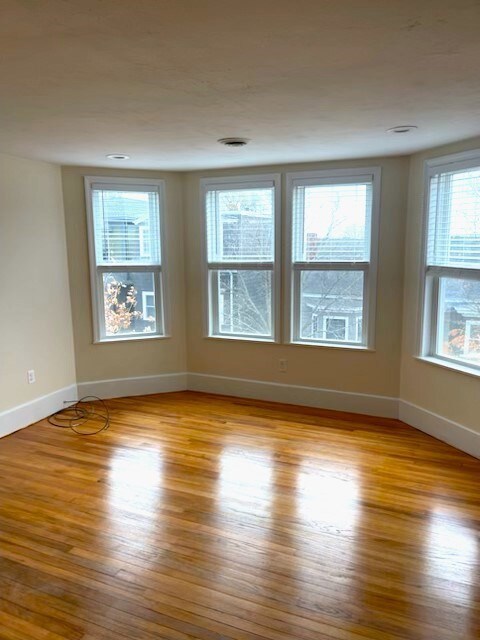 40 Marine Rd unit 1, Boston, MA 02127 - photo 2
