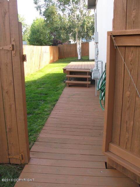 Rear Walkway