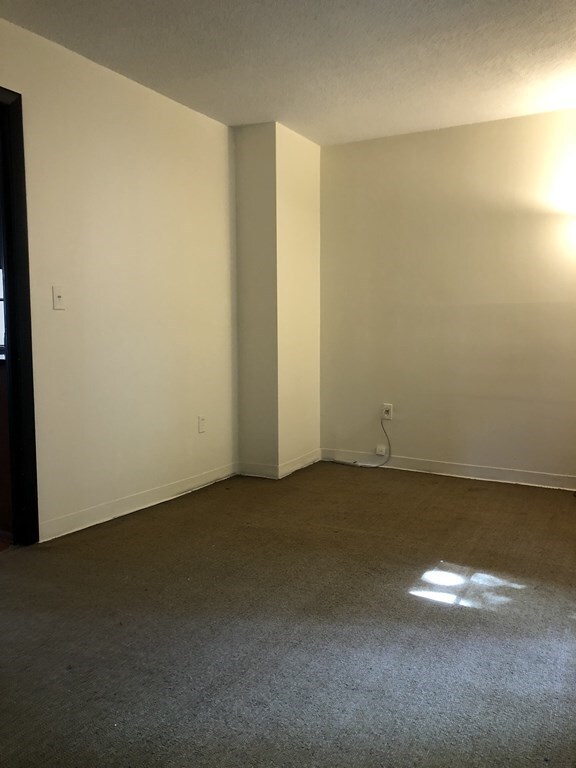 18 Atwood Square unit 1, Jamaica Plain, MA 02130 - photo 2