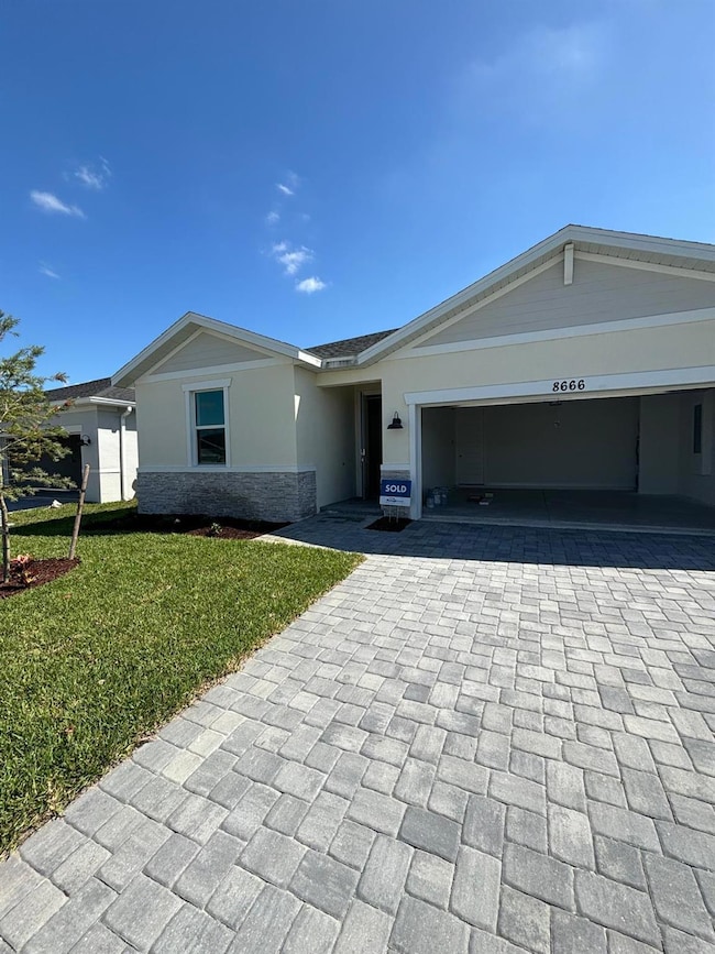 8666 Dahlia Cir, Port St. Lucie, FL 34986 - photo 2