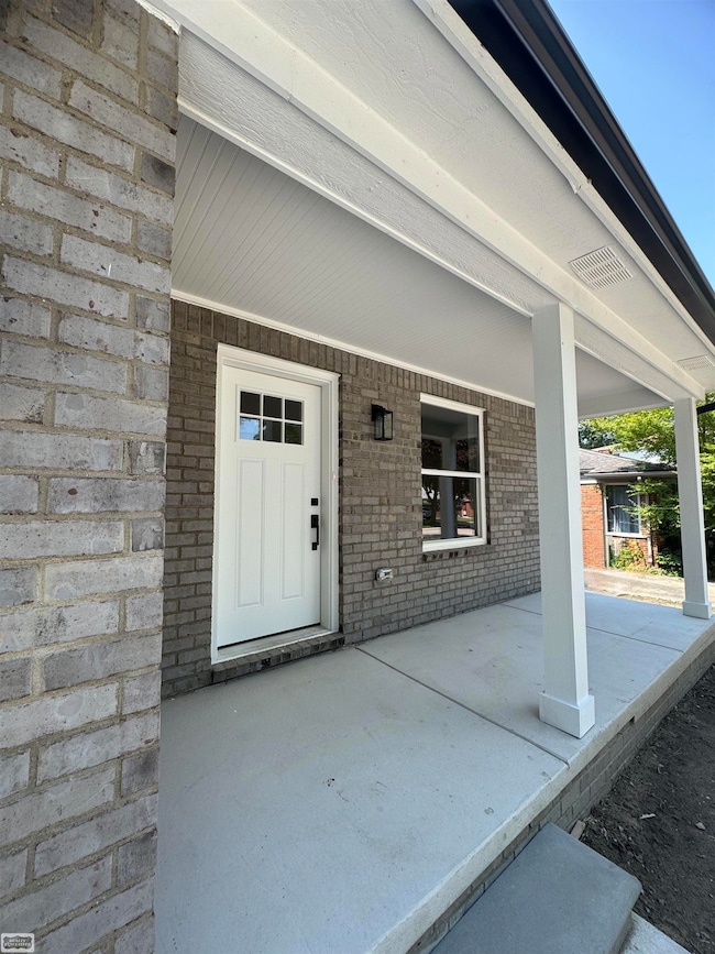 22704 Euclid St, Saint Clair Shores, MI 48082 - photo 4