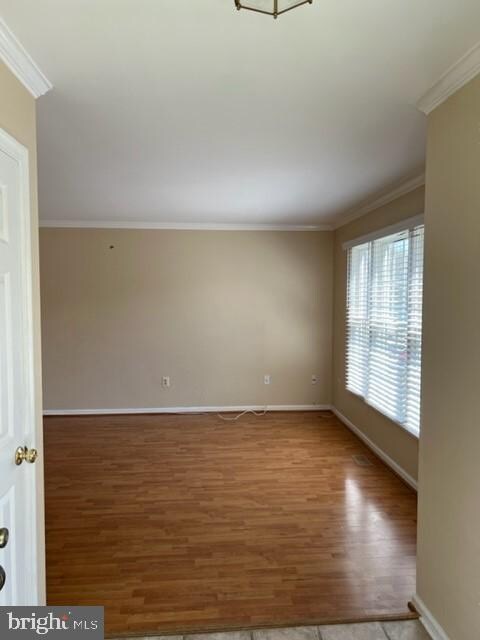 9311 Kendal Cir, Laurel, MD 20723 - photo 2