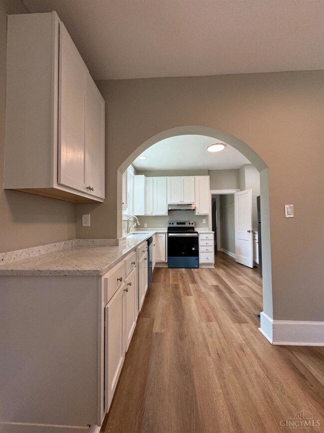 2215 Superior Ave, Middletown, OH 45044 - photo 6