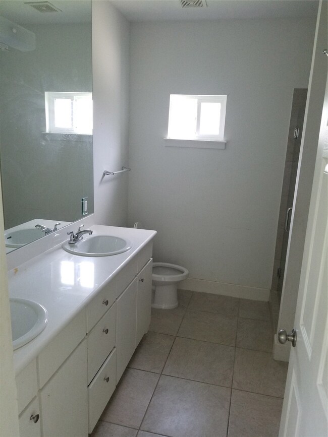 2528 Bennington St unit 2528, Houston, TX 77093 - photo 7