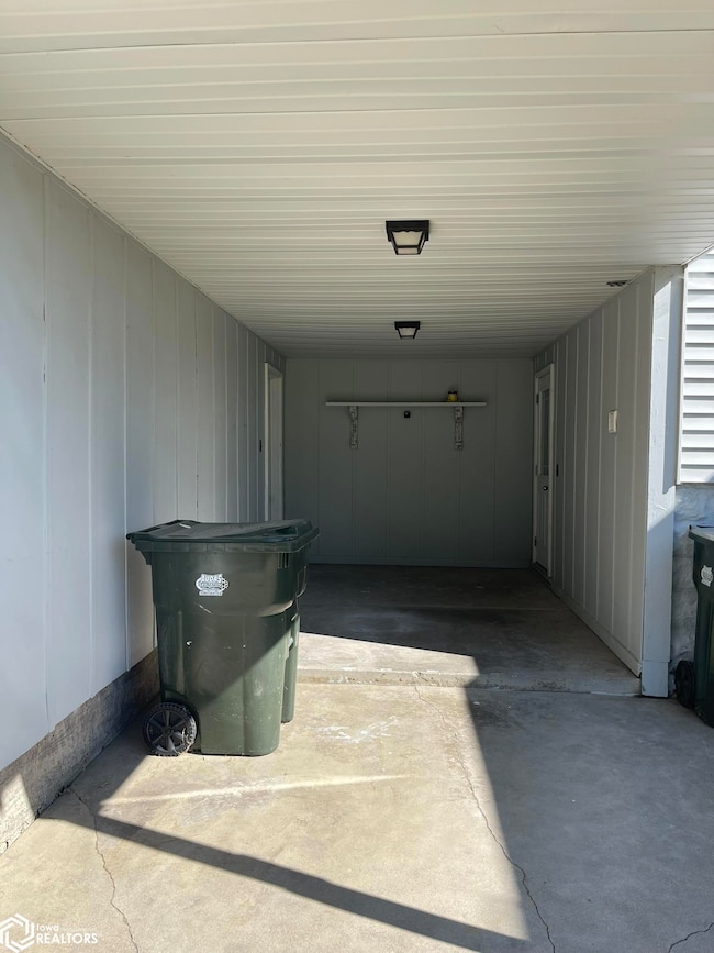 304 W Main St, Montezuma, IA 50171 - photo 4