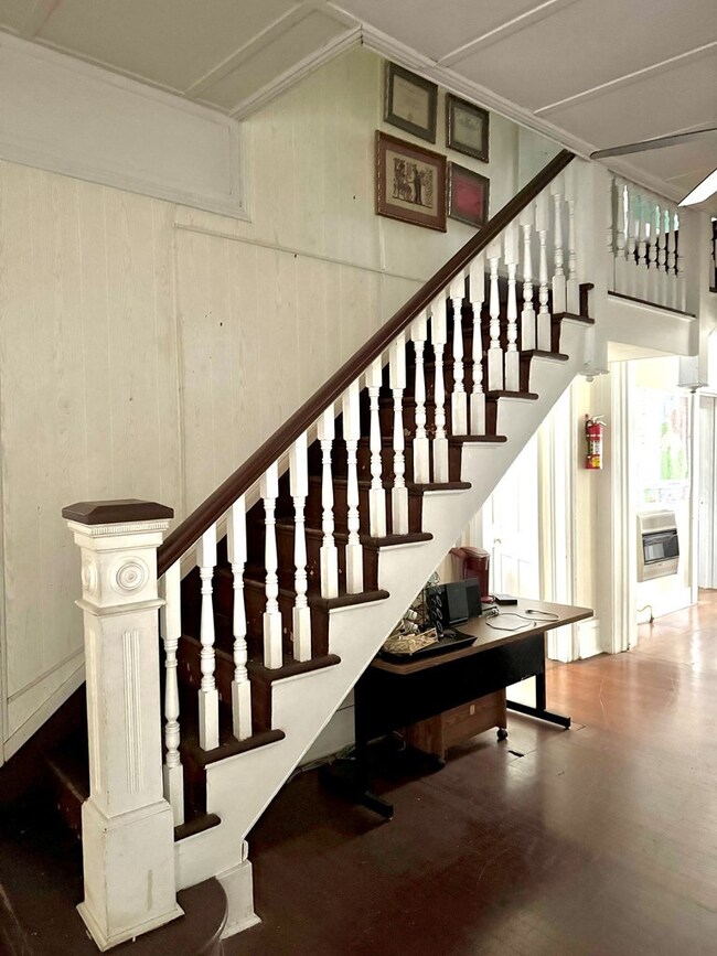 116 5th Ave, McComb, MS 39648 - photo 4