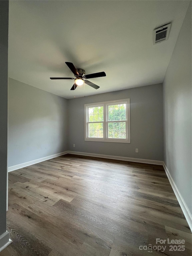 1048 Avondale Rd unit 13, Lowell, NC 28098 - photo 6