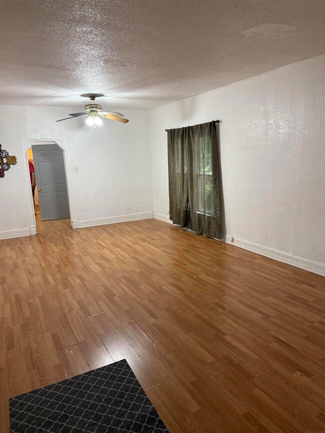 448 Cherry St, Waterloo, IA 50703 - photo 7