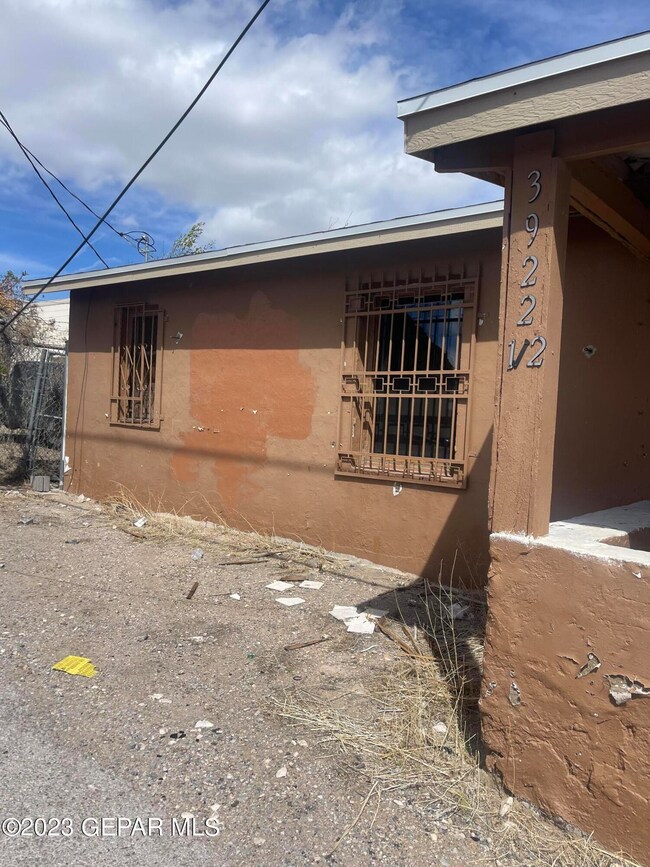 3922 1/2 Mountain Ave, El Paso, TX 79930 - photo 5