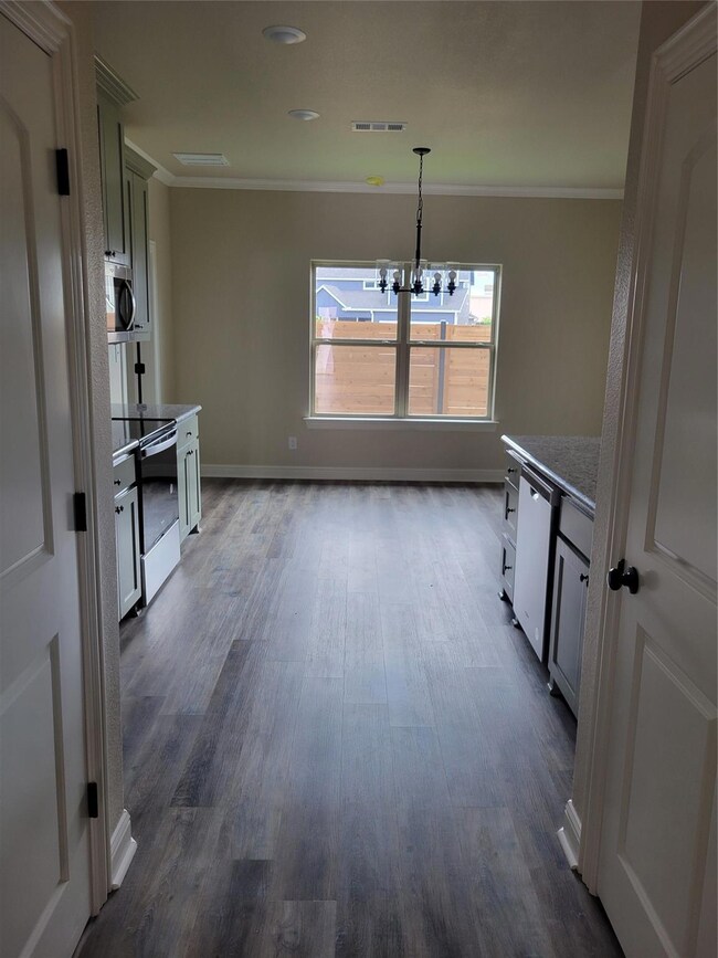 4915 Dry Creek Rd, Sherman, TX 75092 - photo 7