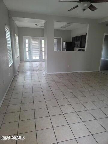 689 E Springfield Place unit II, Chandler, AZ 85286 - photo 2