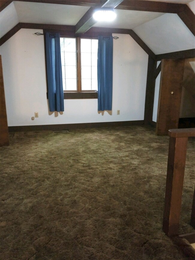 1349 Bellgrade Ave, Loogootee, IN 47553 - photo 6