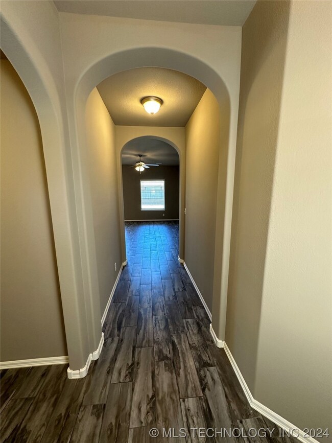 7217 S Nyssa Ave, Broken Arrow, OK 74011 - photo 4