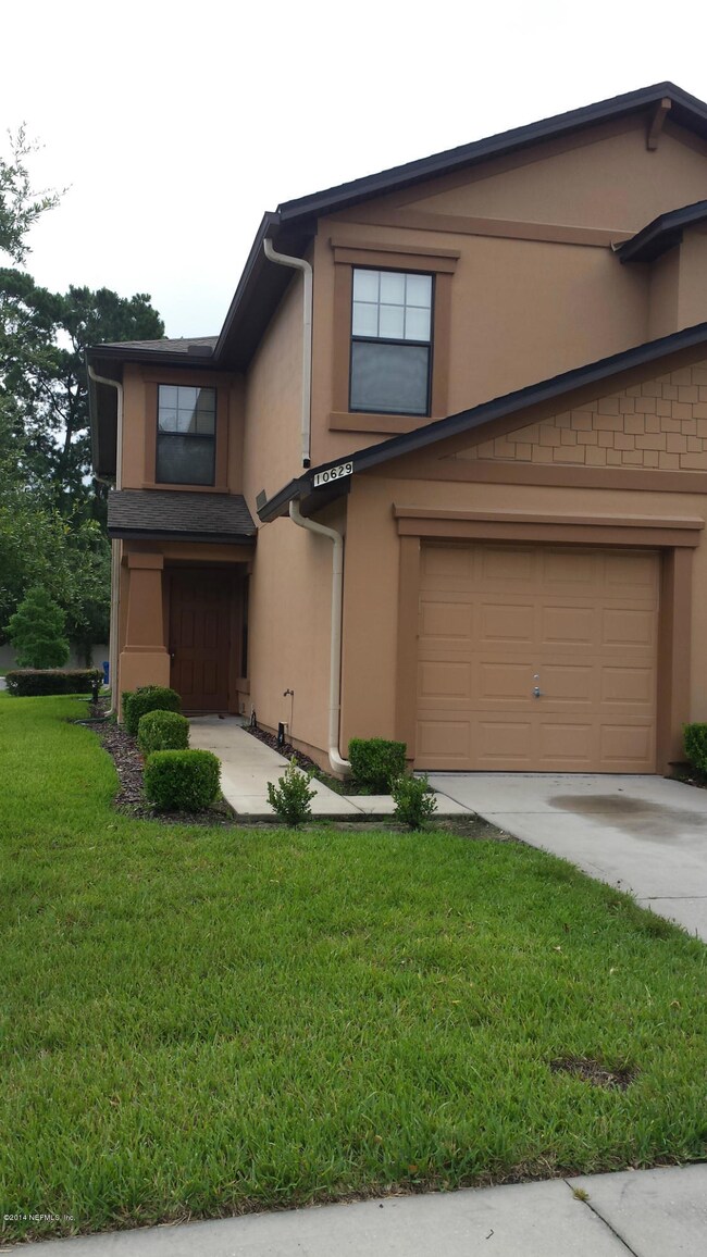 10629 Academy Park Dr, Jacksonville, FL 32218 - photo 3