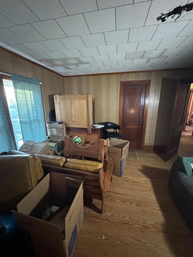 107 West St, Harleyville, SC 29448 - photo 4