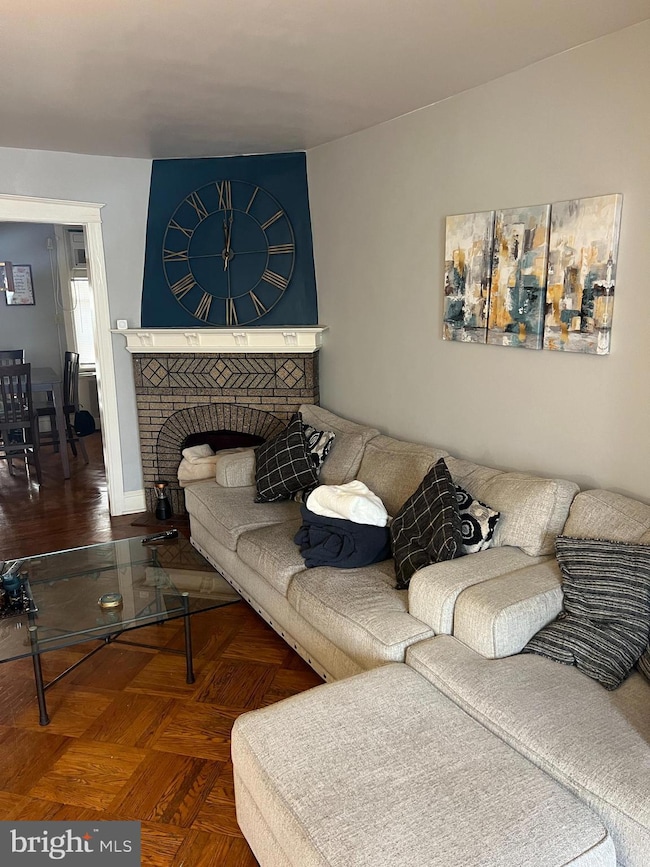 655 Gerhard St, Philadelphia, PA 19128 - photo 3