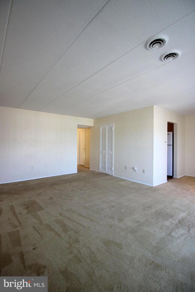 2630 Wagon Dr unit 1C, Alexandria, VA 22303 - photo 5