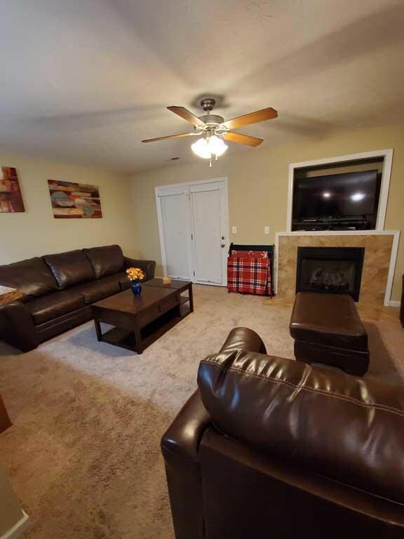 09-Living Room