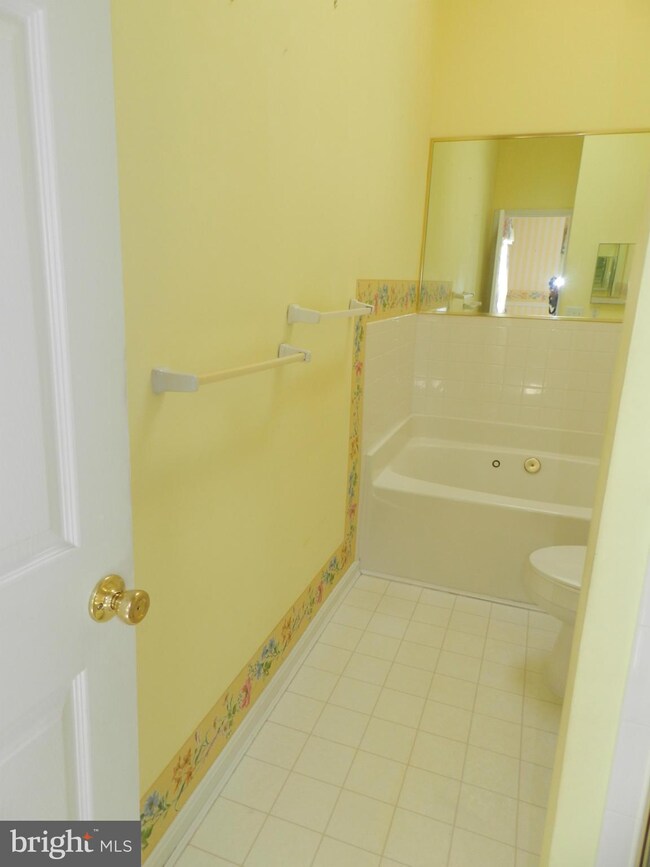 10500 Vista Gardens Dr, Bowie, MD 20720 - photo 7