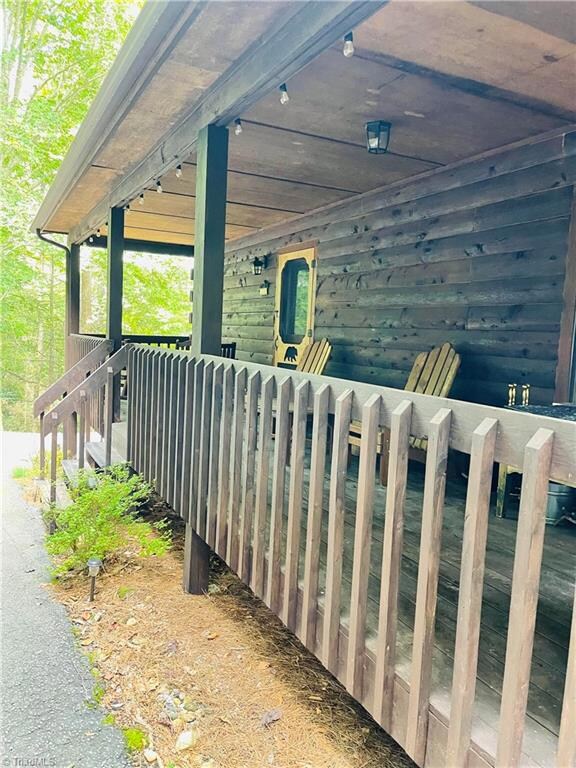 850 Holleridge Rd, Ferguson, NC 28624 - photo 2