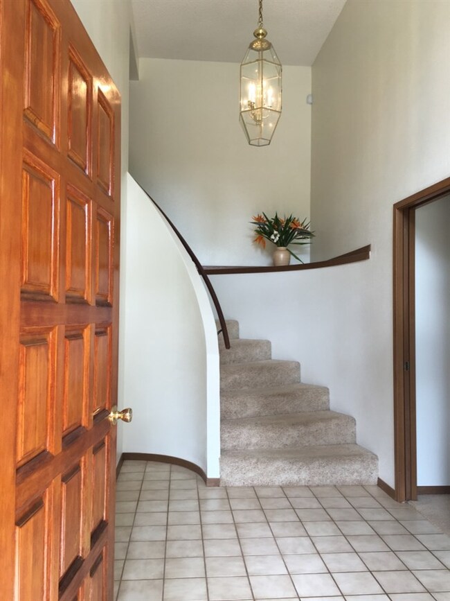 993 Upper Kimo Dr, Kula, HI 96790 - photo 4