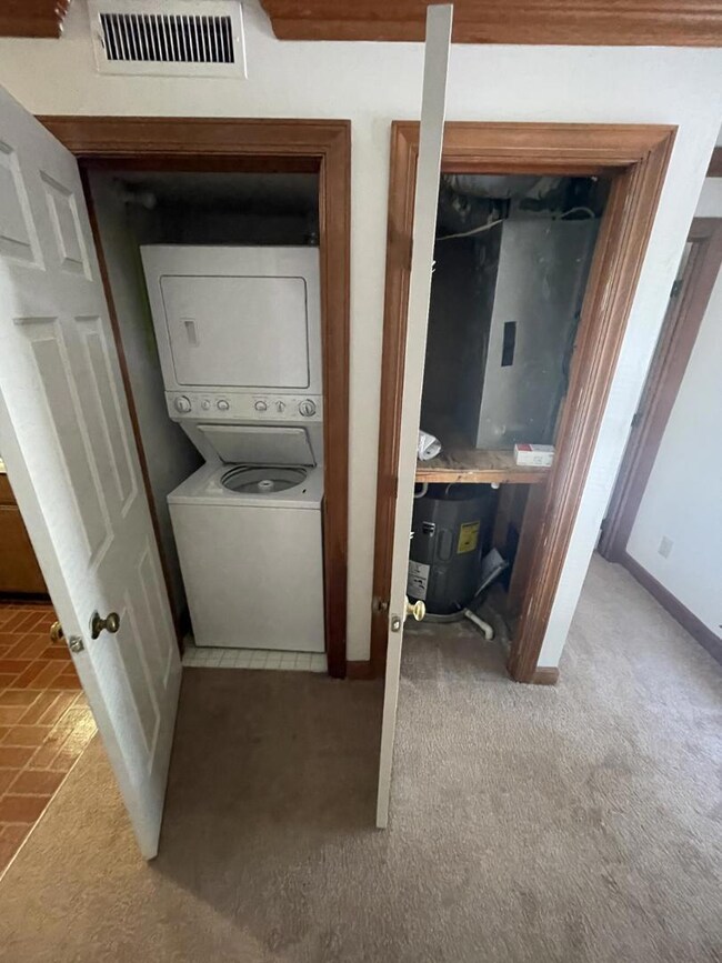 3500 Ivy Commons Dr unit 201, Raleigh, NC 27606 - photo 3