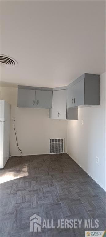 75 Redwood Ave unit Back, Edison, NJ 08817 - photo 7