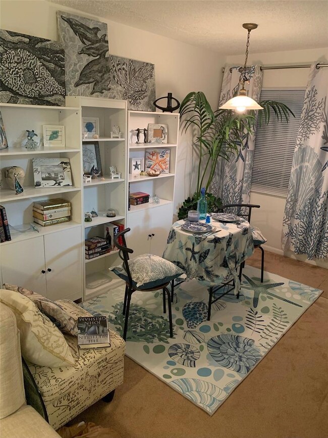 10004 Cortez Rd W unit 102, Bradenton, FL 34210 - photo 5