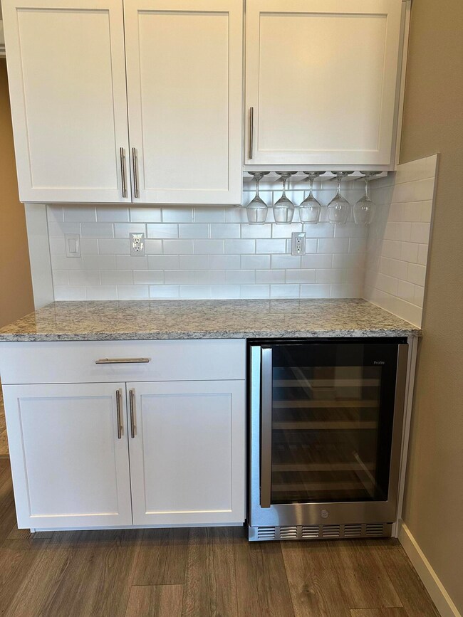 1525 NW Varnish Place unit 115, Redmond, OR 97756 - photo 4