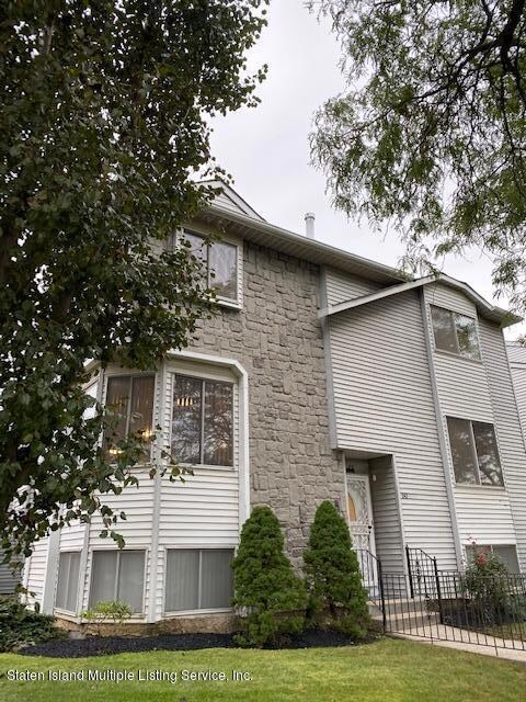 50 Farragut Ave unit 59, Staten Island, NY 10303 - photo 3