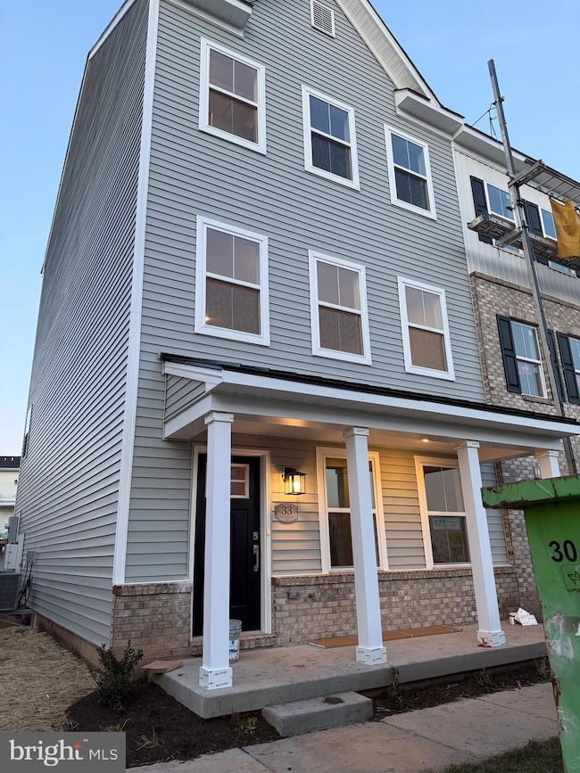 33 Anderson Dr, Bridgeport, PA 19405 - photo 2