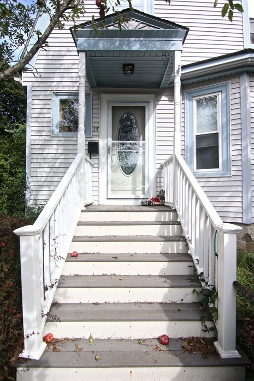 15 Emory St, Saugus, MA 01906 - photo 2