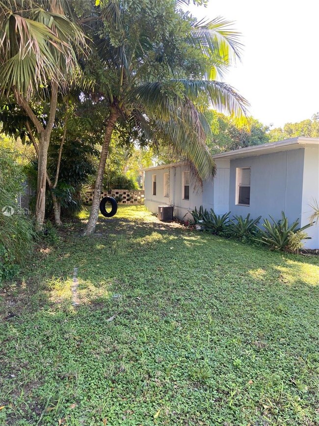 938 31st St, West Palm Beach, FL 33407 - photo 2