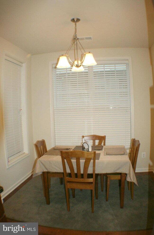 23493 Buckland Farm Terrace unit TOP TWO LEVELS, Ashburn, VA 20148 - photo 5