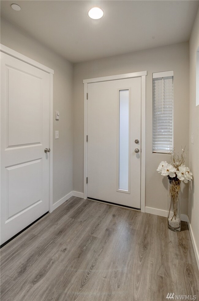 729 112th St SW unit E1, Everett, WA 98204 - photo 3