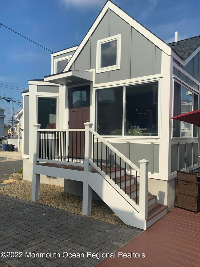 118 W Dune Way, Lavallette, NJ 08735 - photo 2