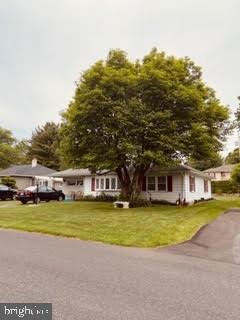 3321 Cambridge Cir, Allentown, PA 18104 - photo 3