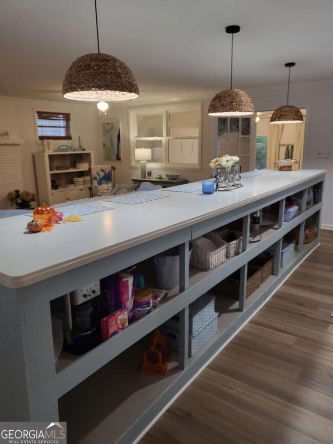 6410 Tuggle Dr, Buford, GA 30518 - photo 5