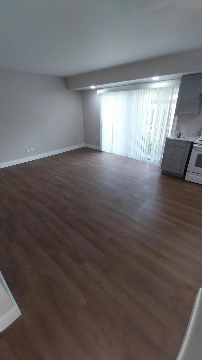 3403 Kenbrooke Ct, Kalamazoo, MI 49006 - photo 4