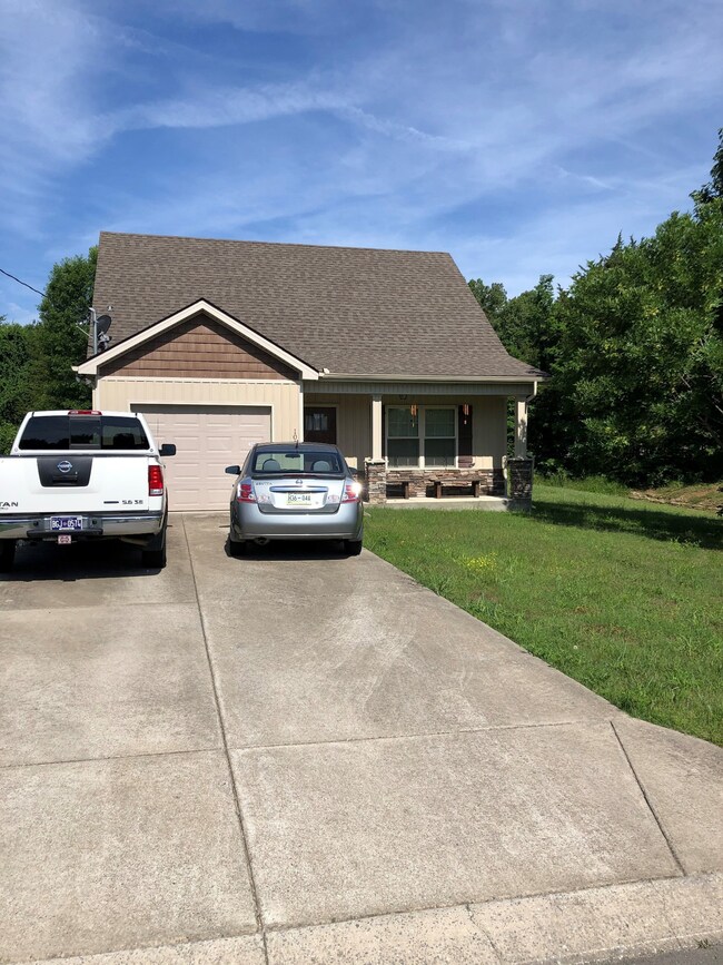 102 Shanna Ln, Shelbyville, TN 37160 - photo 3