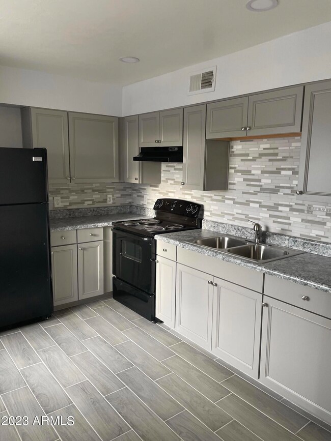 1222 E Mountain View Rd unit 219, Phoenix, AZ 85020 - photo 5