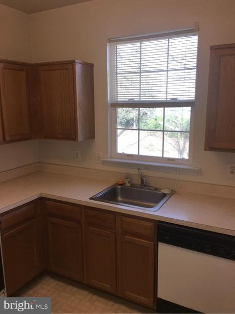 11408 Gate Hill Place unit 127, Reston, VA 20194 - photo 4