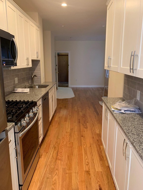 23 Clark St unit 7, Boston, MA 02109 - photo 3