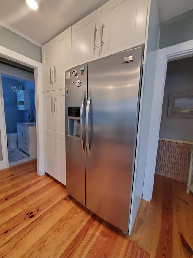 23 Cookman Ave, Old Orchard Beach, ME 04064 - photo 5