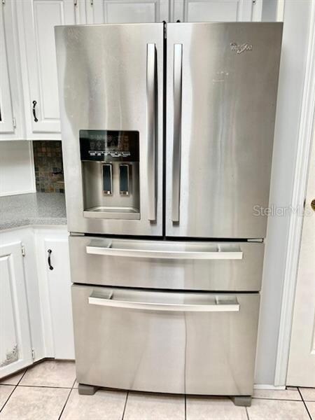 Huge French-door refrigerator with water/ice in the door