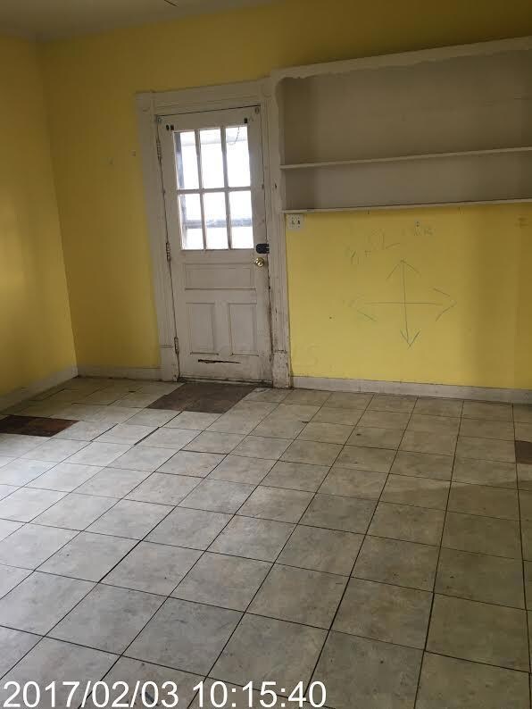 1572 Walsh kitchen